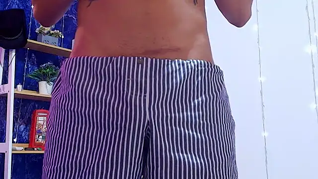 kai_storm77 webcam