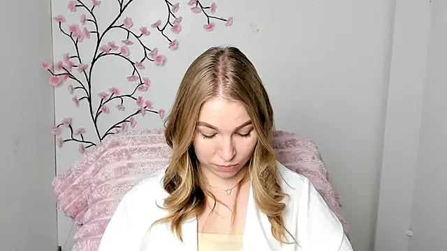 Dana_flowers live cam on StripChat