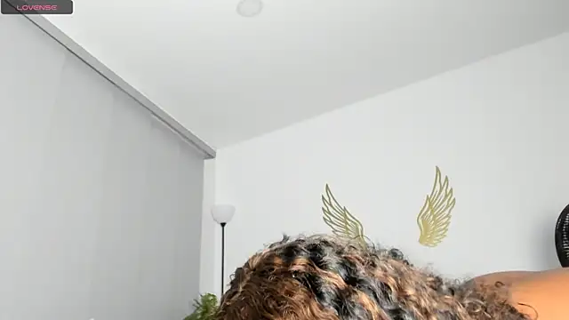 TanishaEvans webcam