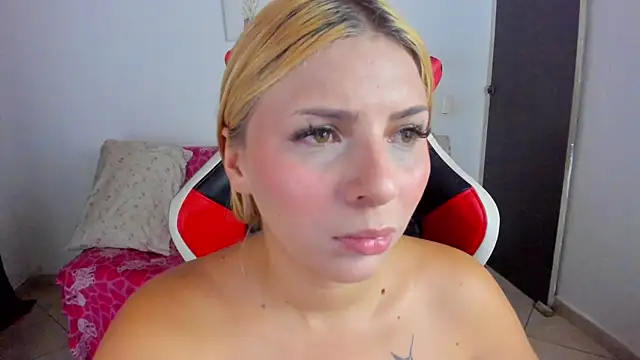 lana-rosse webcam