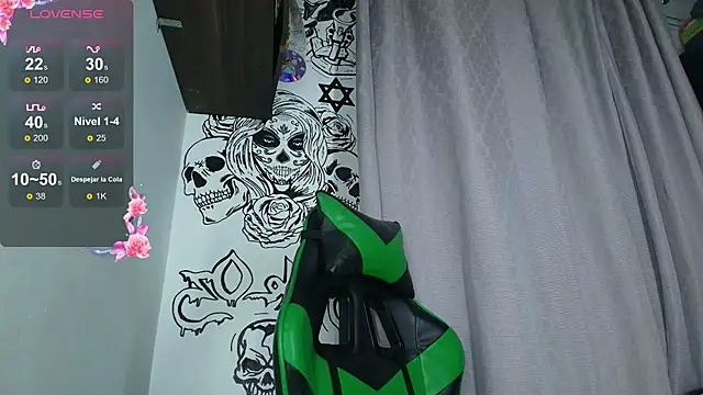 ImSophieFox webcam