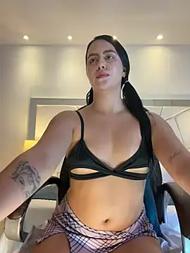 Natasha_Kiim_ webcam