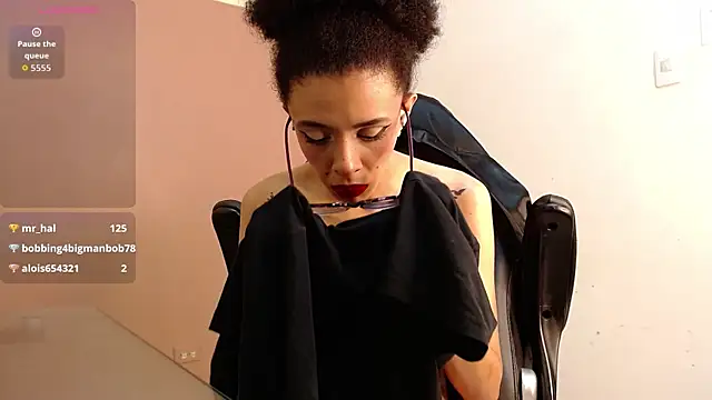 ElaineLaurent webcam