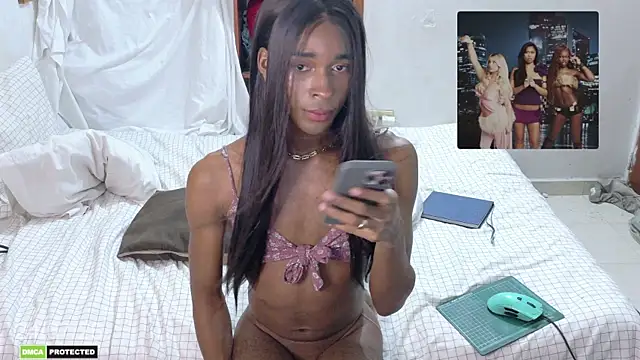 CocoChannelll webcam