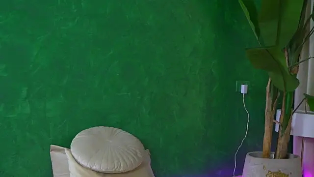 FoxieJullia webcam
