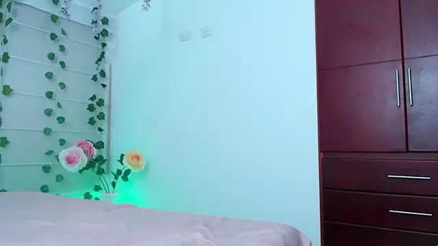 Sarabubbie webcam