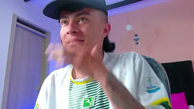 nascary_fox (M twink) - show COCK🔥