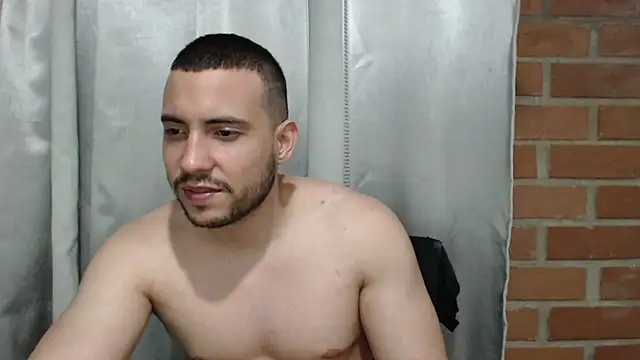 armando_2002 (M young) - talking and cum show