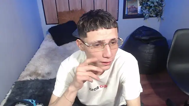Yao_23 webcam