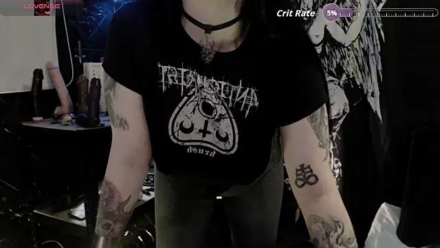 Evil_Queen_666 webcam