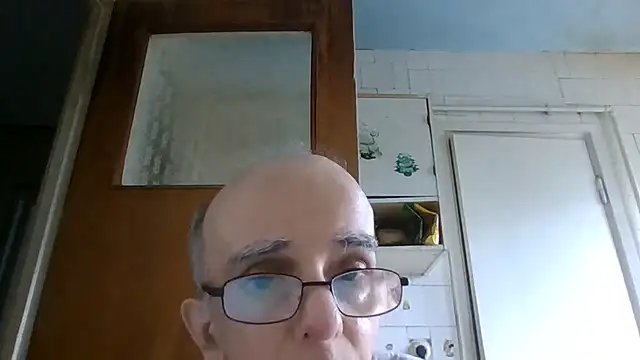 mariusica1@xh webcam