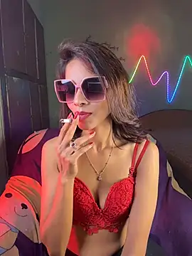 Ivy_the_goddess webcam