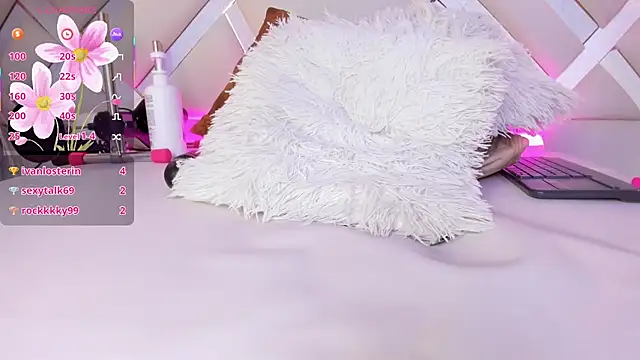 Zoe-Johnson_ webcam