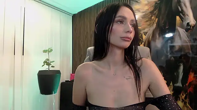 IzzyHiltton_ webcam