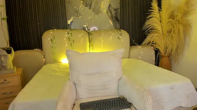 VioletSky1 webcam