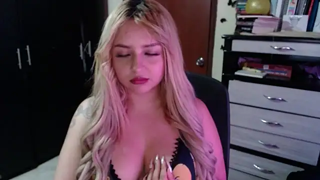 Cammile__Iryna webcam