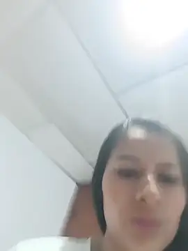 charlotte_collins2_ webcam
