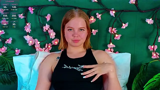 RebeccaCruz webcam