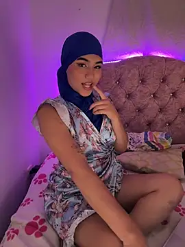 Aisha-Zayed webcam