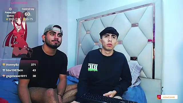 Michael_and_twinkk webcam