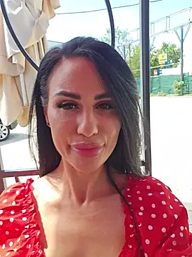 KatiaDivine webcam