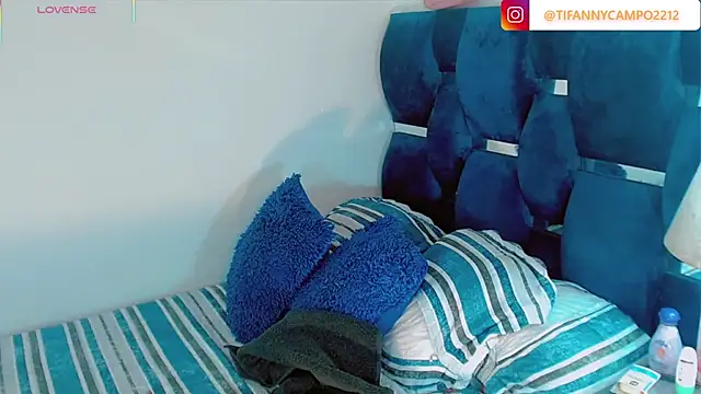 tiifannysexyhot - Tiifannysexyhot's free webcam - UK Sex Cams