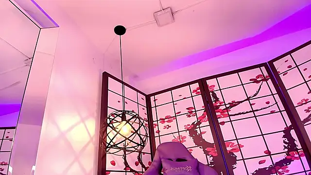 jedah_meow (F teen) - Spanks ×20