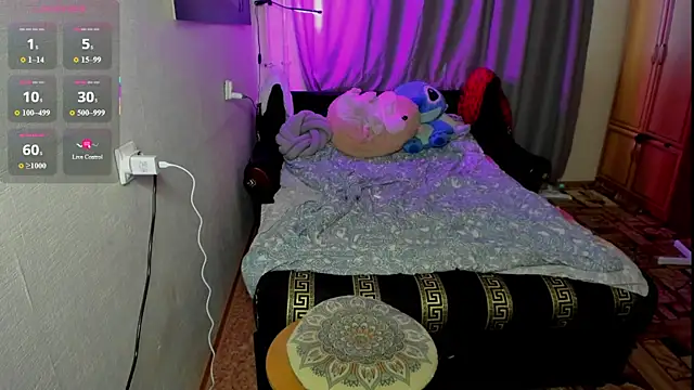 monica__elder webcam