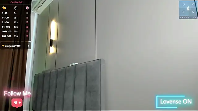 MinaDiamondd live cam on StripChat
