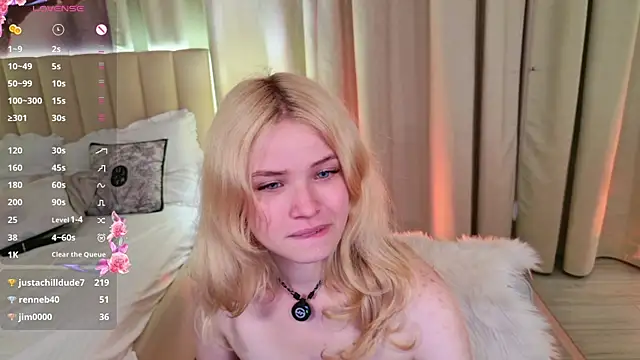 ChloeWells webcam