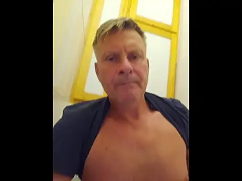 johnnym1