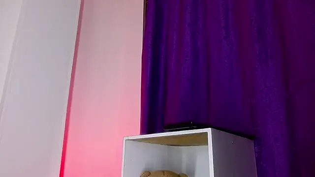 Angel_foxc13 webcam