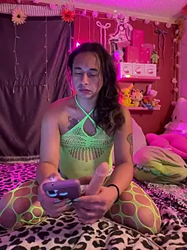 TranSexualJade95 即時聊天室