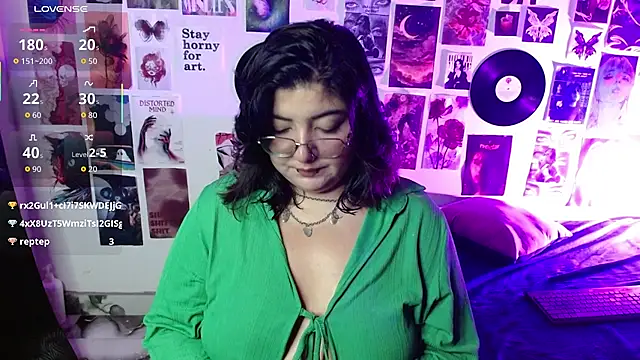 Roxyysex live cam on StripChat