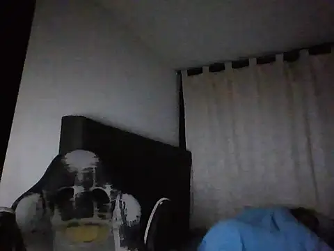coolfriki live cam on StripChat