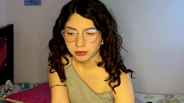 cassierosse2 live cam on StripChat