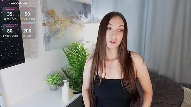 JinnyMenzella live cam on StripChat