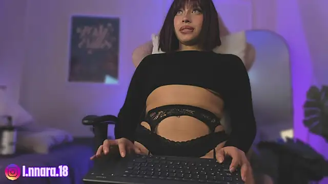 Irana_dh live cam on StripChat