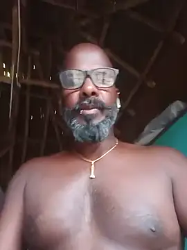 frenchblackc31 webcam