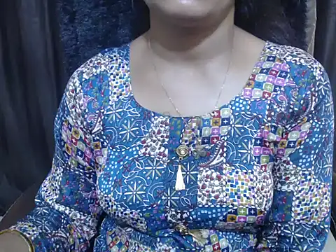 Kudi_Kiyara webcam