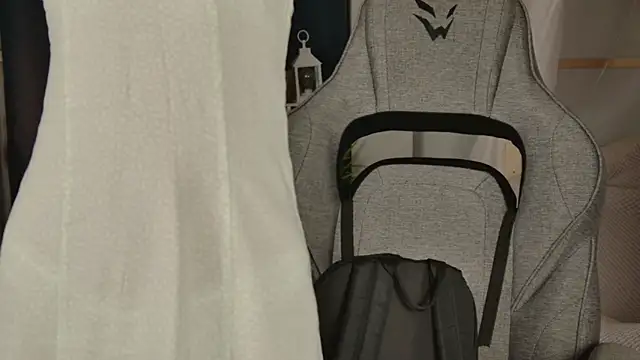 KiraMontoya webcam