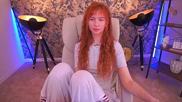 Nicol_Moonn webcam