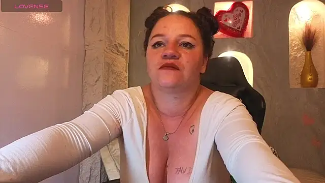 Cony_curly_b webcam