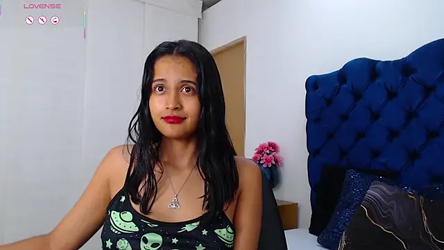 Lili666_ webcam