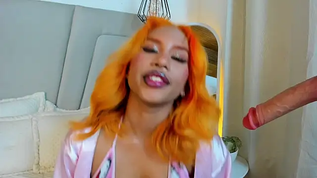 Nicole_Brown1126 webcam