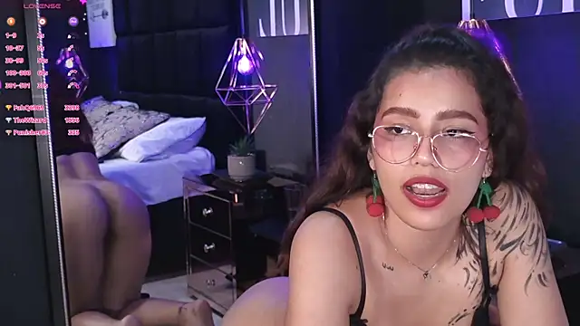 AmyyScott webcam