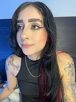 sharlot24 😄 naked cam