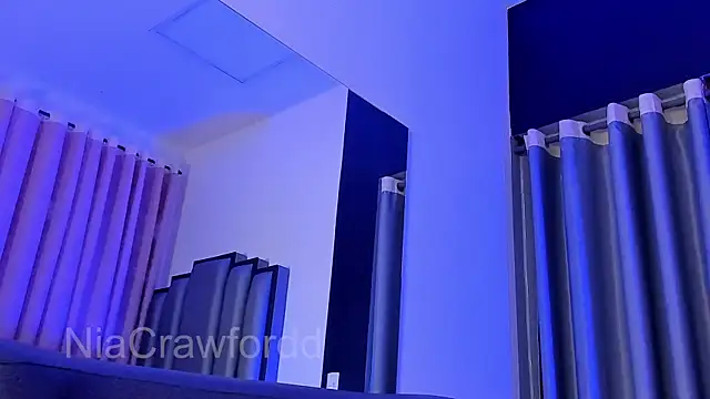 NiaCrawfordd webcam
