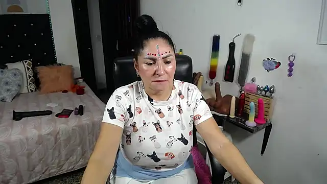 mature_bigboobs10 webcam