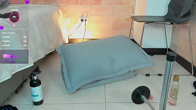 niicole_steele_ webcam